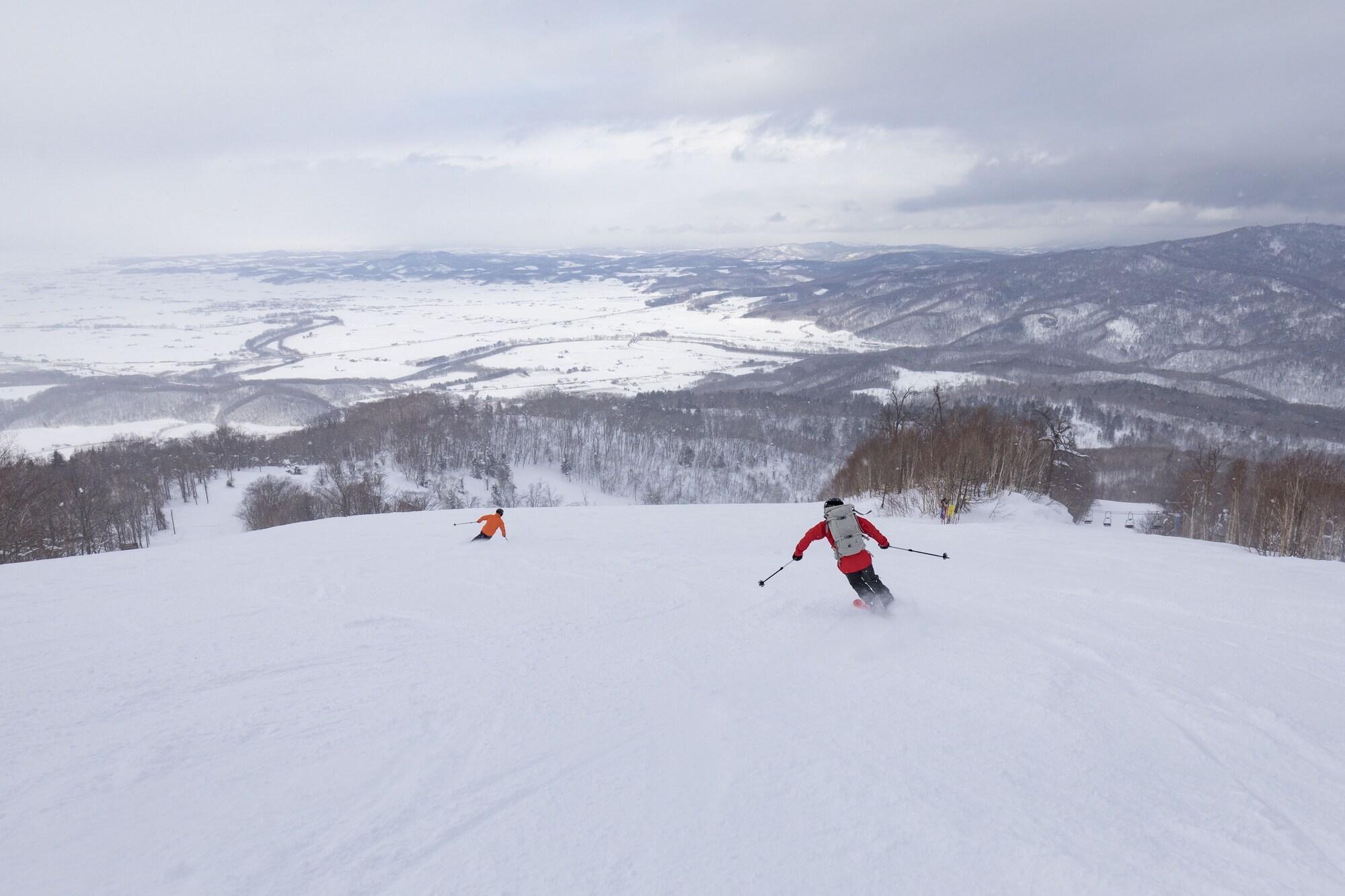 Hoshino Resorts Asahikawa Grand Hotel Экстерьер фото